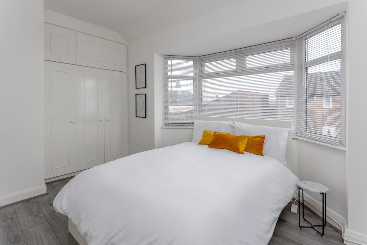The Empress 2 Bed Terraced House Apartment Liverpool Bagian luar foto